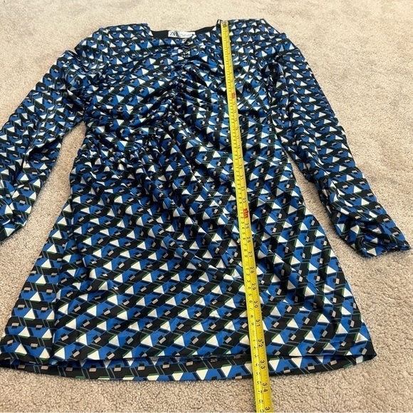Zara blue black satin effect geometric print cutout ruched long sleeve dress L - Picture 12 of 16